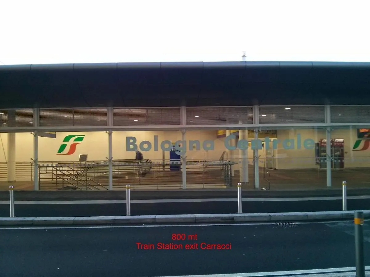 Homeinbo Bolonia Apartamento