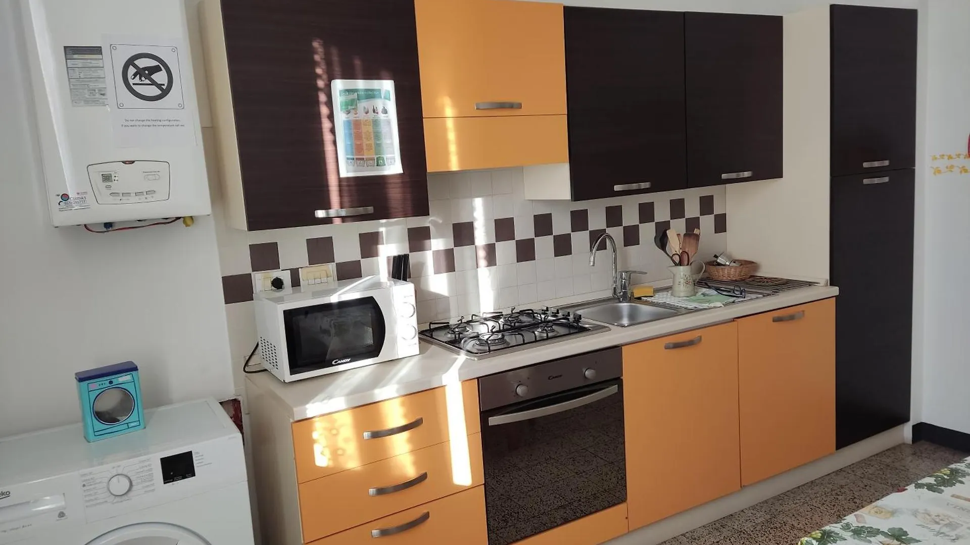 Homeinbo Bolonia Apartamento