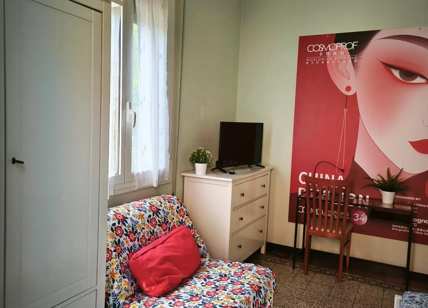 Homeinbo Bolonia Apartamento